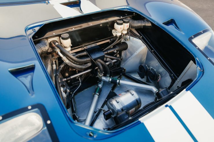 bob-bondurant-era-gt-ford-gt40-20-740x493-1