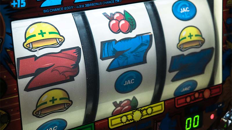 Mengguncang Mesin Slot: 10 Tips dan Trik untuk Memaksimalkan Peluang Anda!
